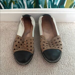 Hispanitas slip on sneaker. Size 37